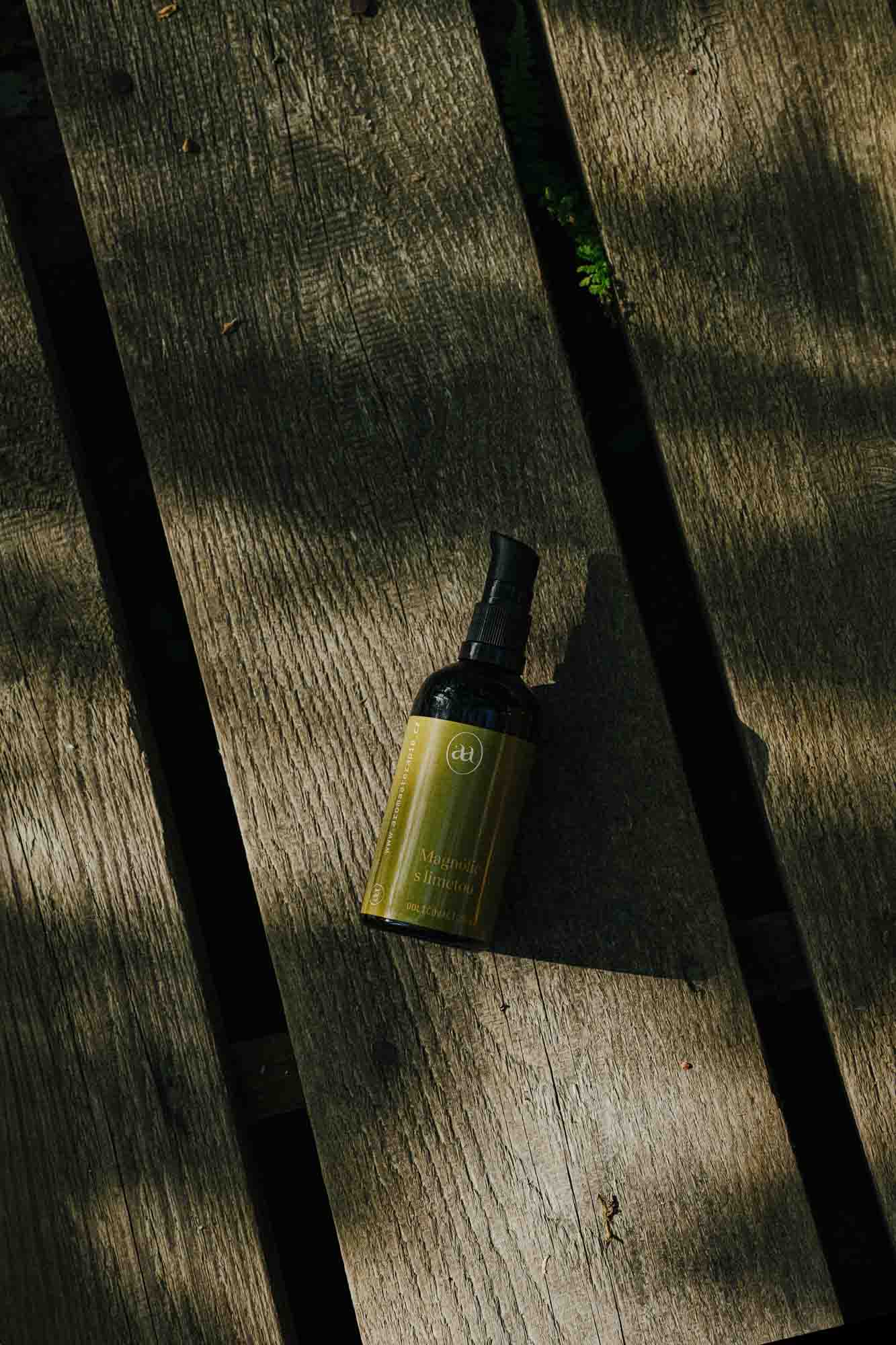 Odličovací olej Gardénie